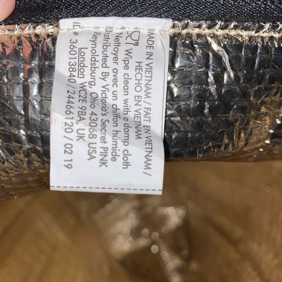 Victoria’s Secret nautical roll up beach cooler tote &picnic blanket 2pc. - Picture 13 of 13